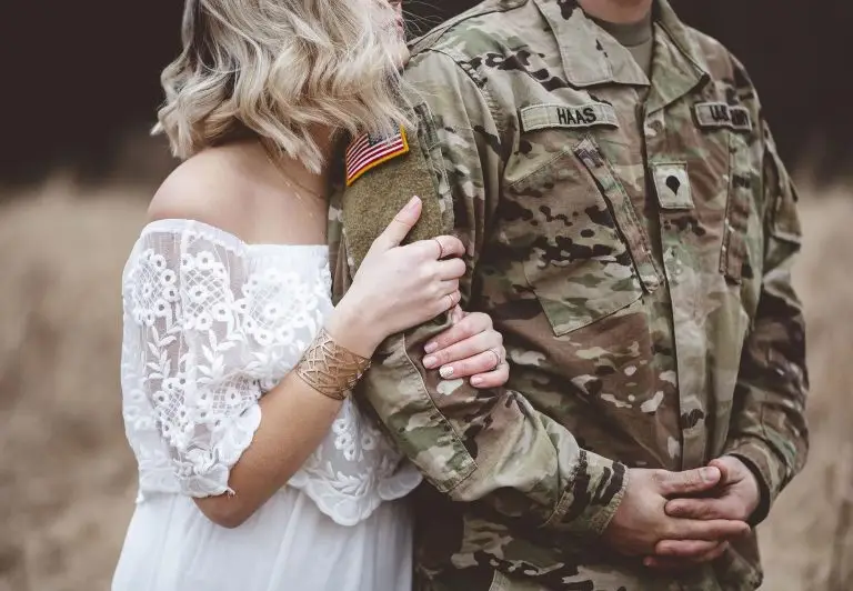 How a Military Couple Can Now Get Married Online